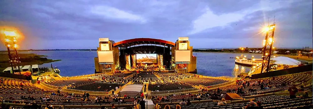 jones beach amphitheater outside